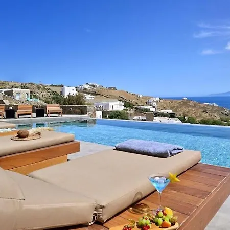 Mykonos Hermes * Mykonos Town