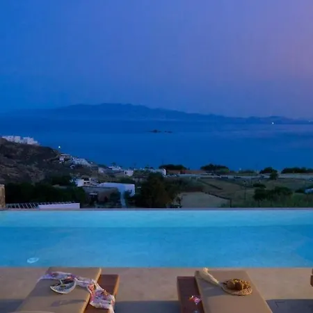 Mykonos Hermes * Mykonos Town